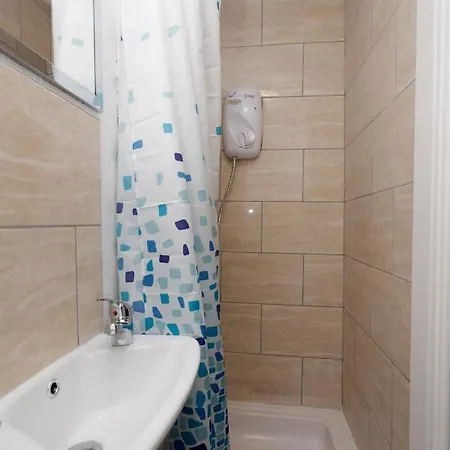 Kirkstall House Apartment *