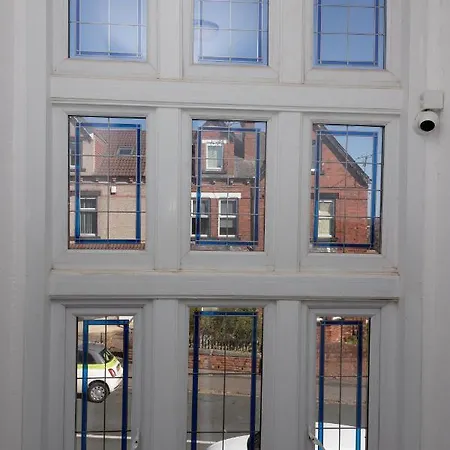 Kirkstall House Leeds (West Yorkshire)