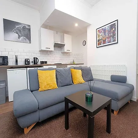 Apartment Kirkstall House *