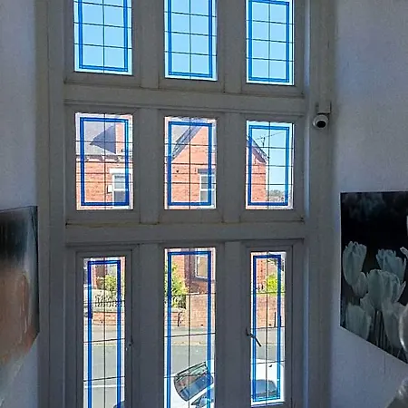 Kirkstall House Apartment