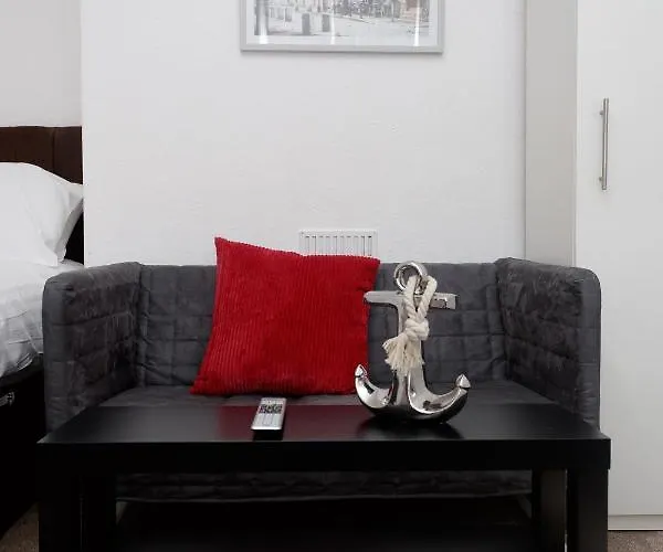 Kirkstall House Apartment Leeds (West Yorkshire)