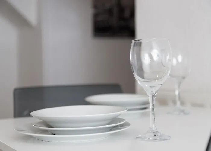 Kirkstall House Apartment